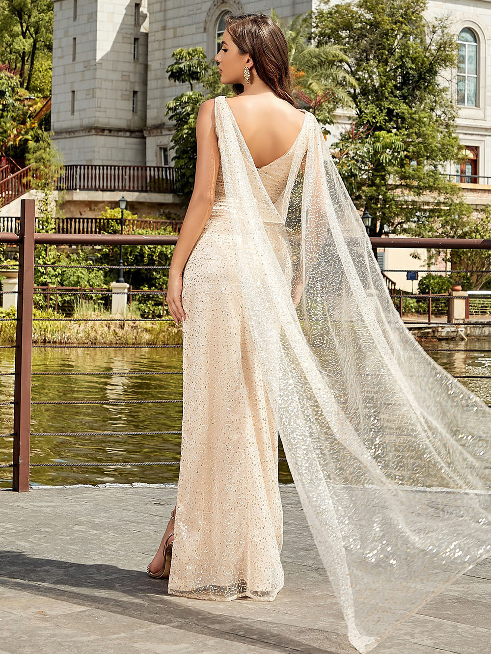 V-neck Sequined Fluttering Yarn Maix Dress
