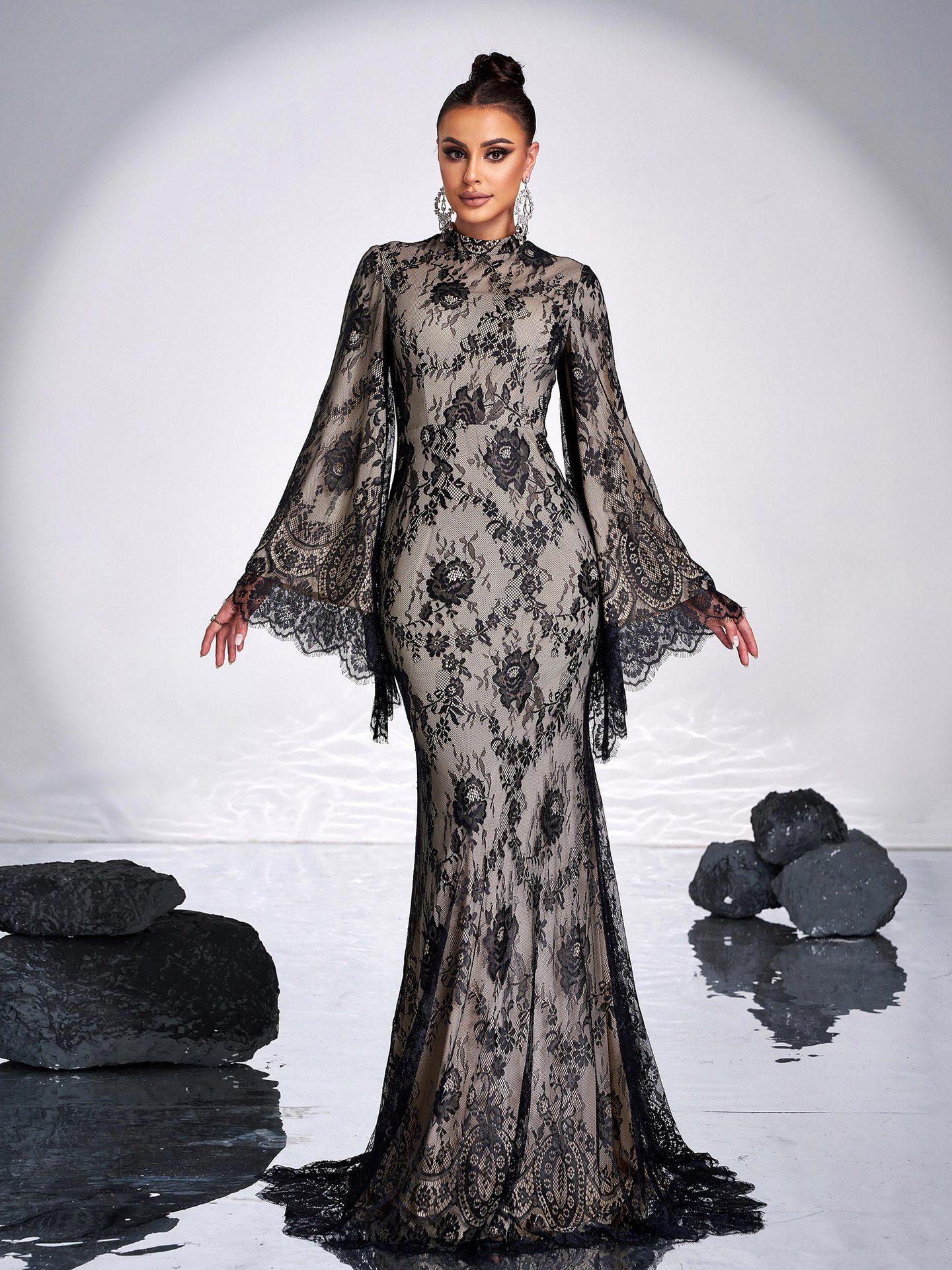 Round Neck Sexy Long Lace Dresses