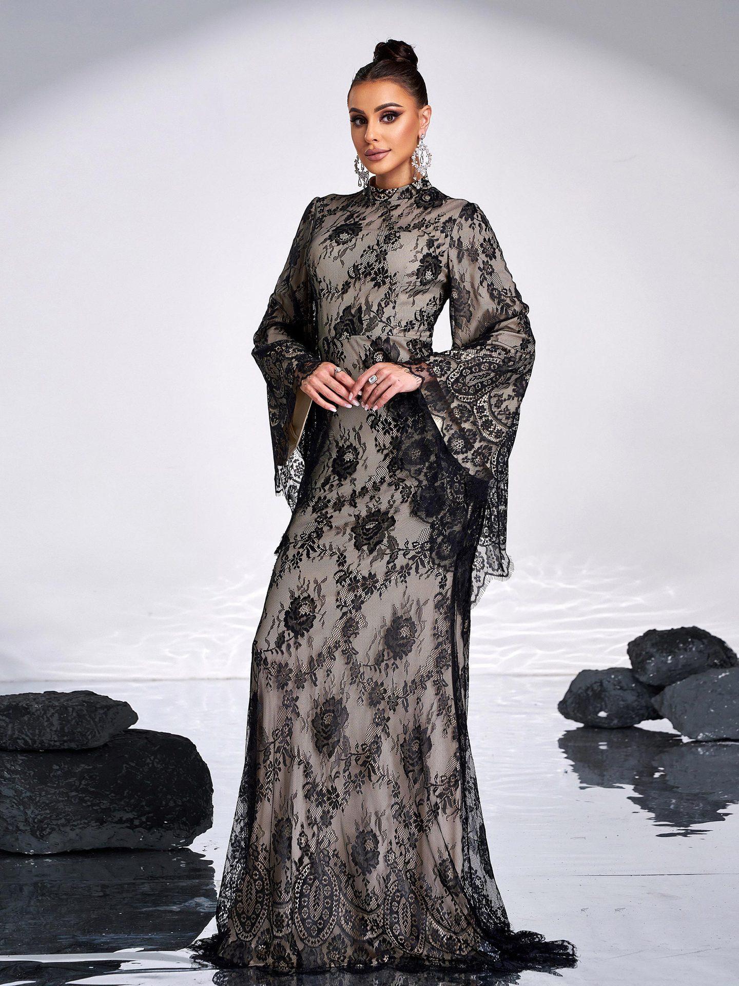 Round Neck Sexy Long Lace Dresses
