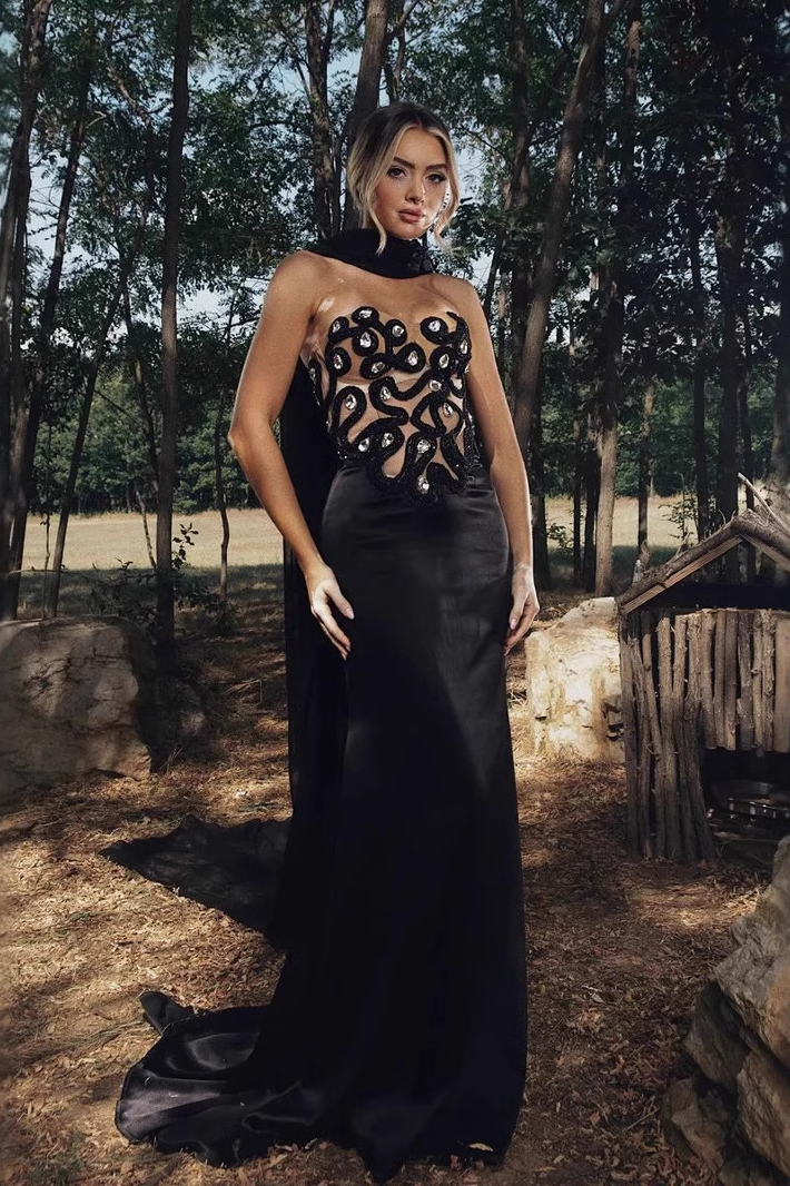 Exquisite Diamond Embellished Elastic Bandage Dress